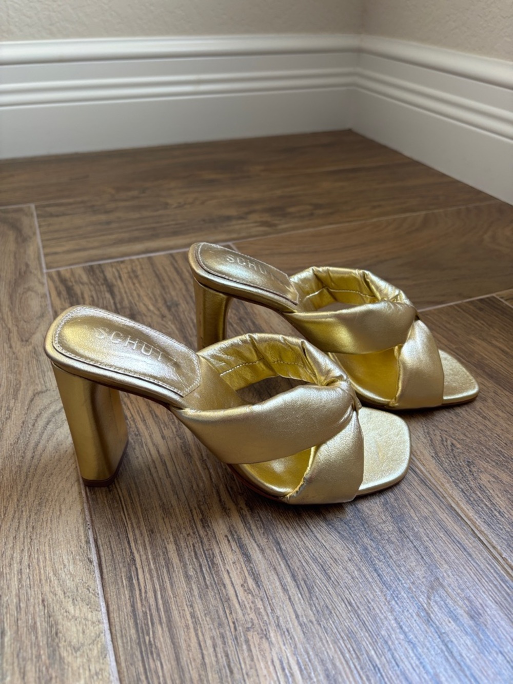 SCHUTZ High Fairy Block Heel Gold Metallic Slide Size 6.5